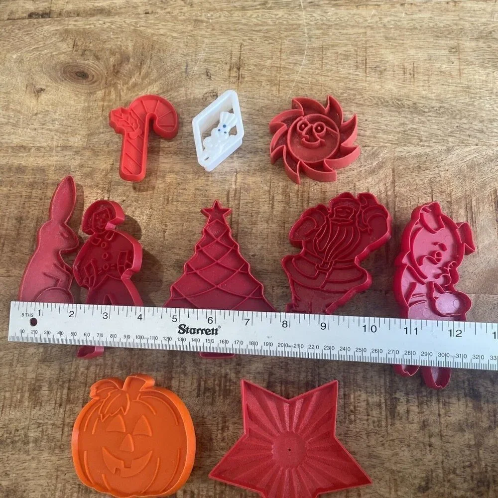 Vintage Red Holiday Cookie Cutters Pig Pumpkin Santa Rabbit Sun Star Christmas